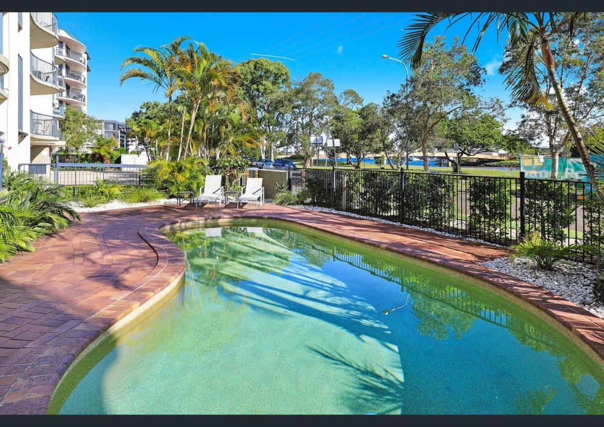 Excellsior Apartments Mooloolaba Esterno foto