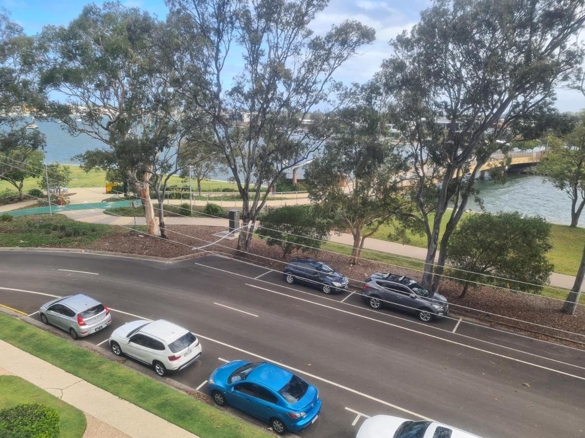 Excellsior Apartments Mooloolaba Esterno foto