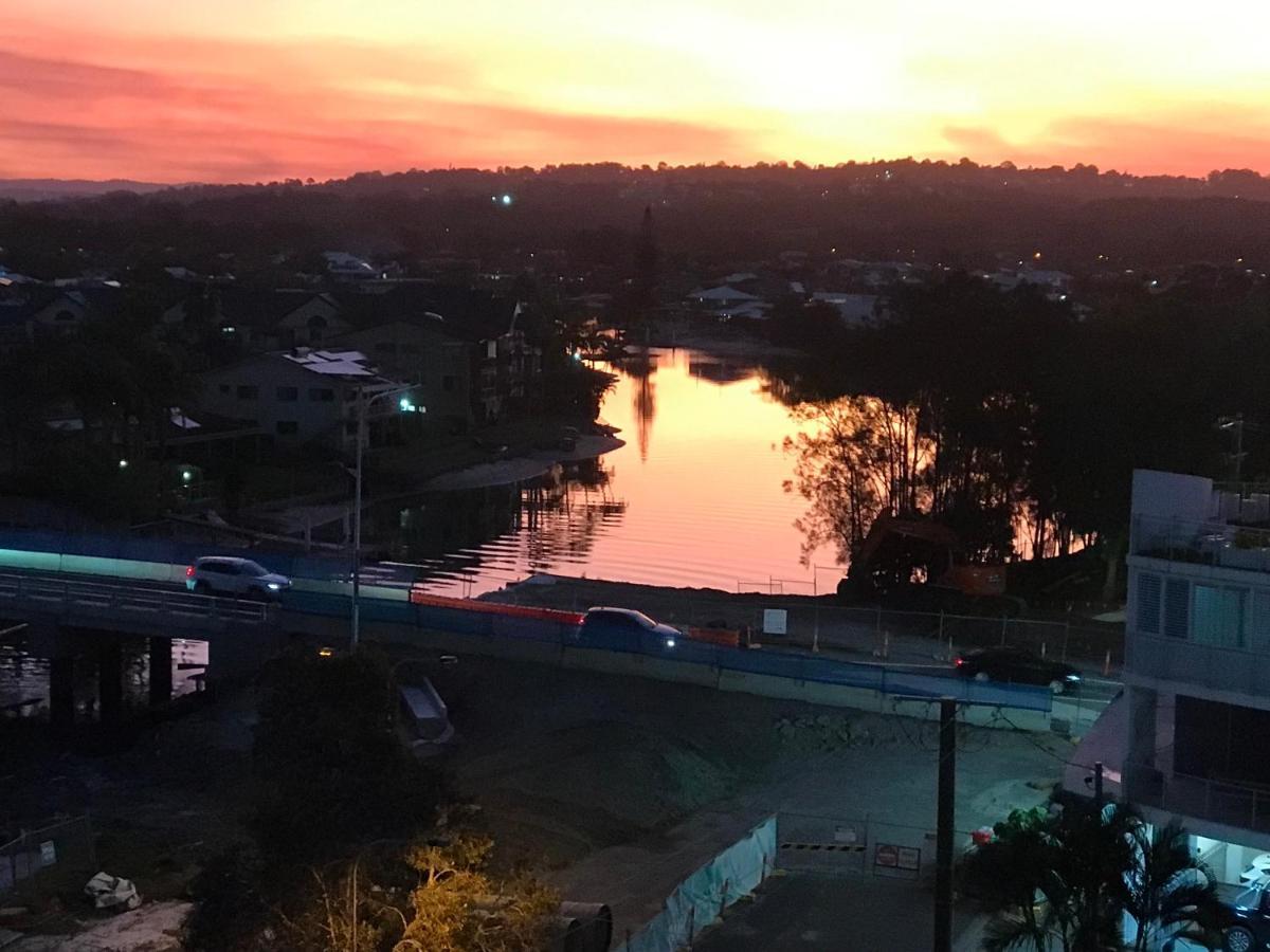 Excellsior Apartments Mooloolaba Esterno foto