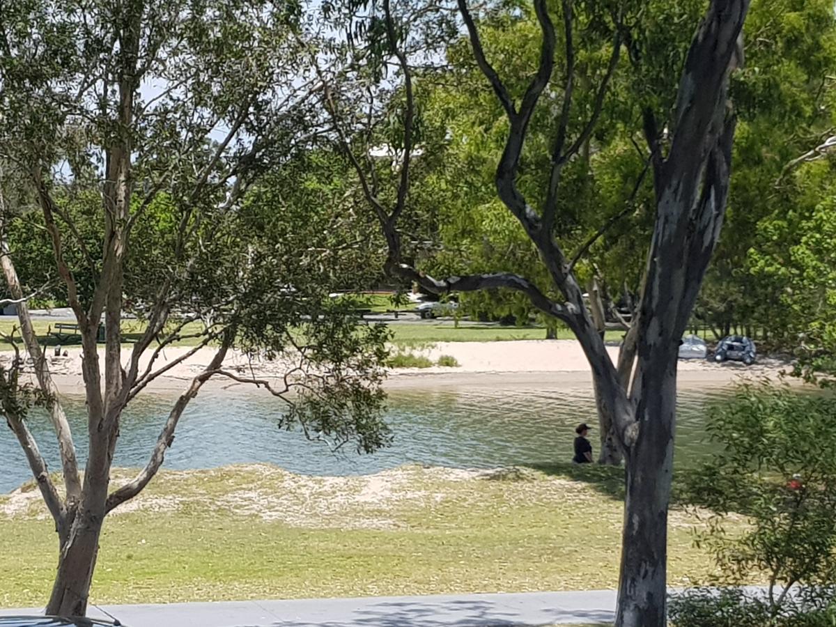 Excellsior Apartments Mooloolaba Esterno foto